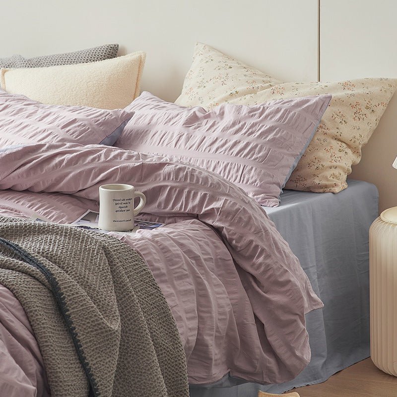 Minimal Bubble Textured Bedding Set / White