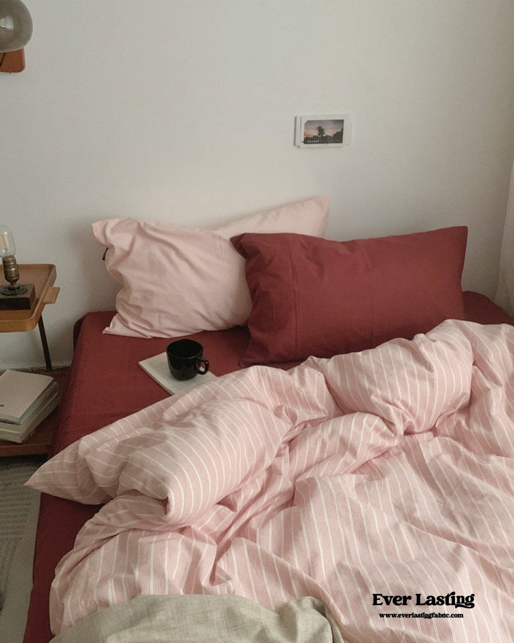 Minimalist Pink Striped Bedding Set
