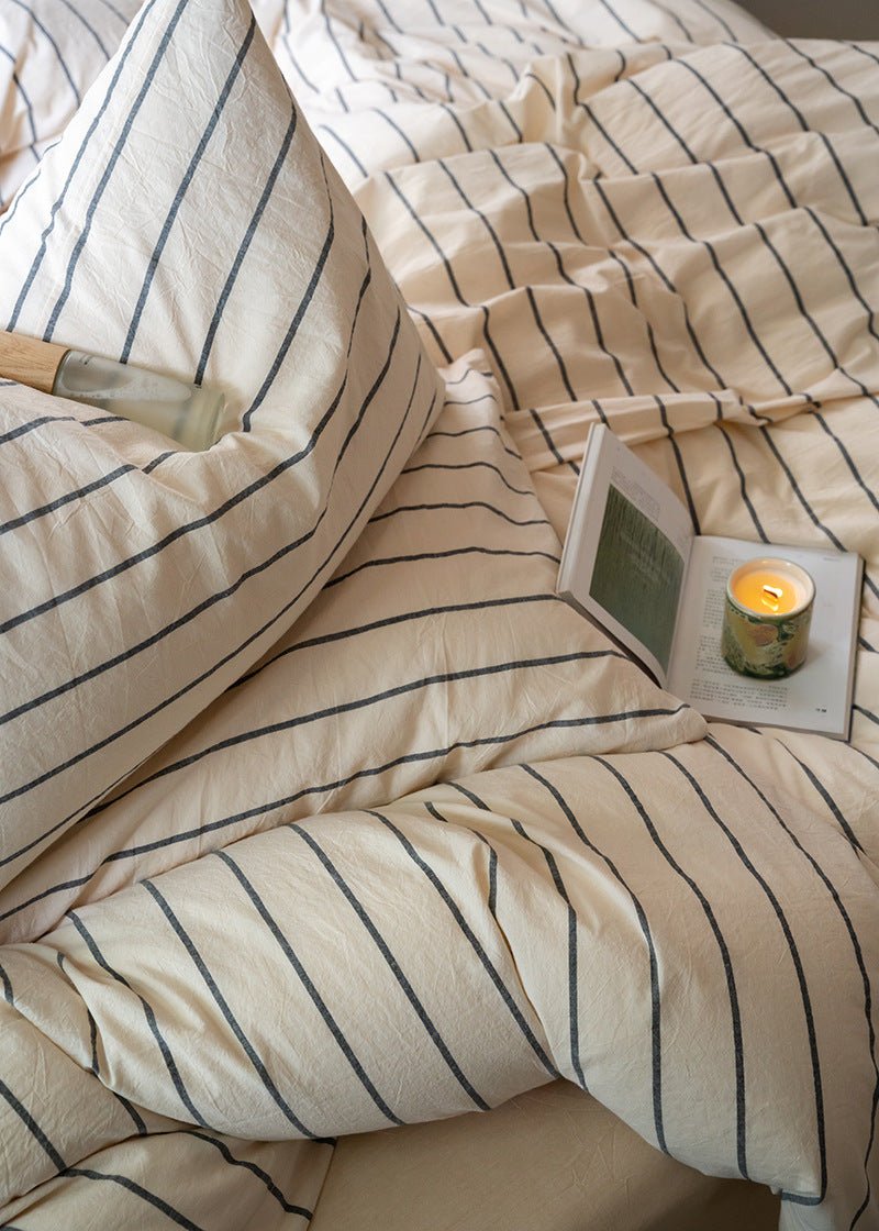 Minimalist Vertical Stripe Bow Ties Bedding Set / Beige Custard