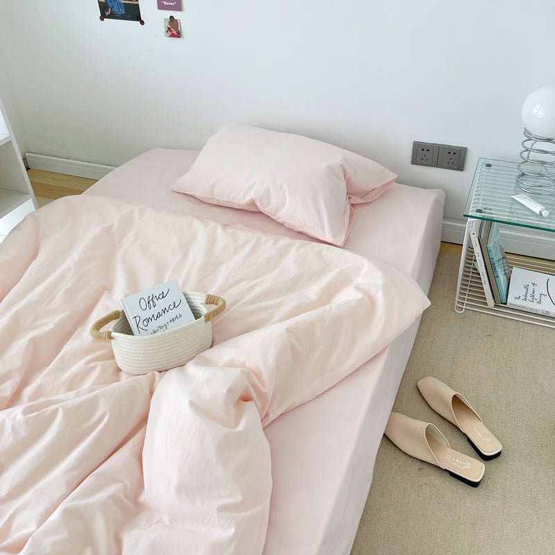 Mixed Color Bedding Set / Pastel Pink + Black