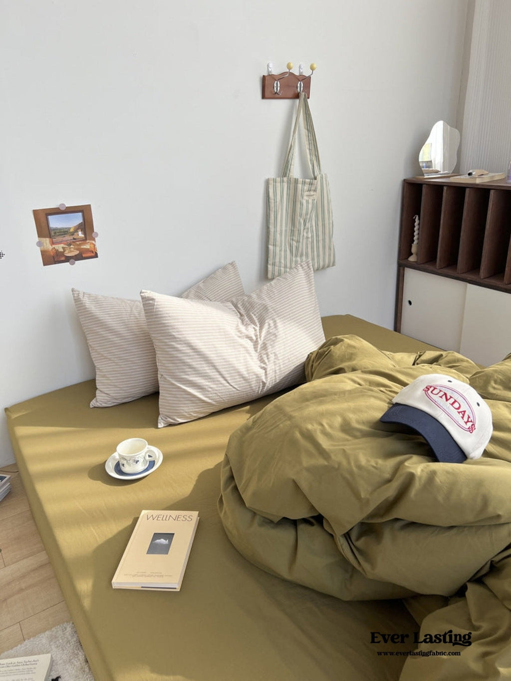 Mixed Stripe Washed Cotton Bedding Set / White + Red