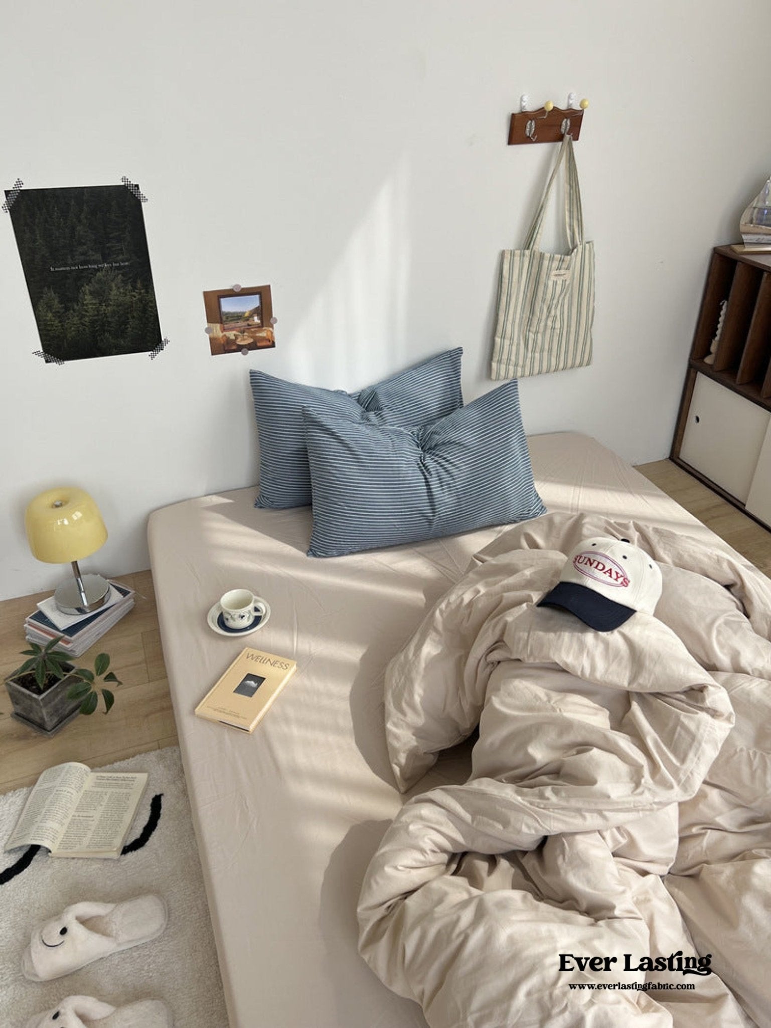 Mixed Stripe Washed Cotton Bedding Set / White + Red