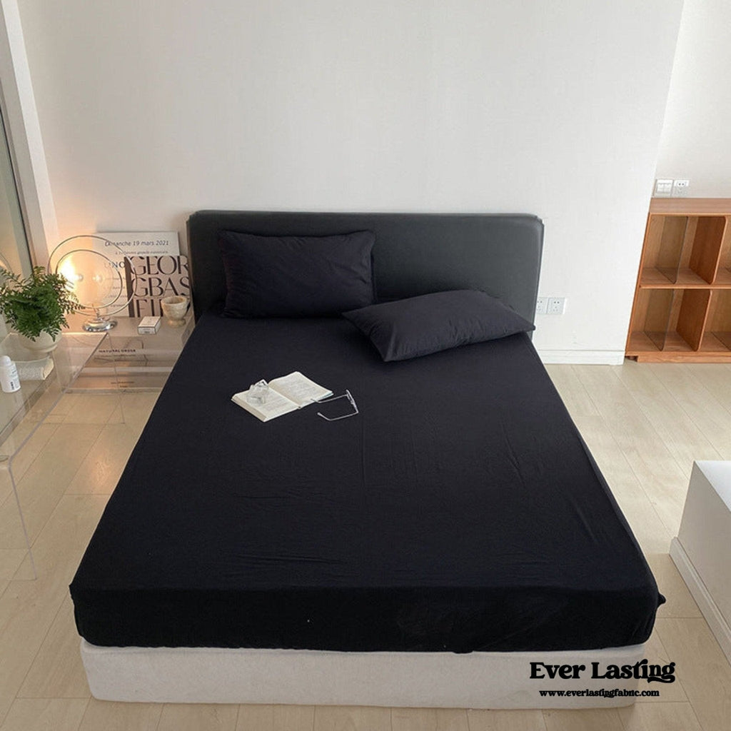 Modern Washed Cotton Bedding Set / Black