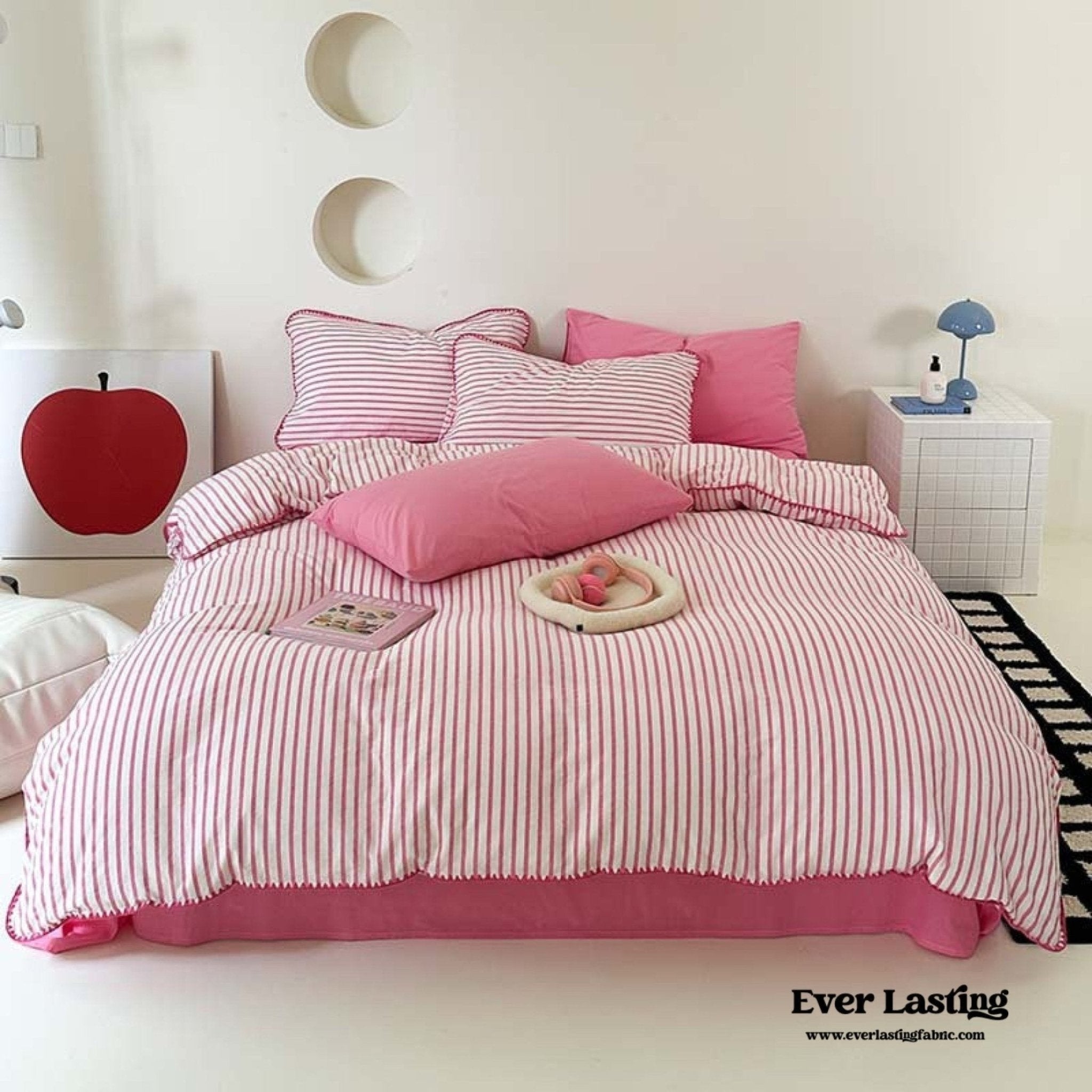 Pepper Candy Stripe Bedding Set / Fuchsia
