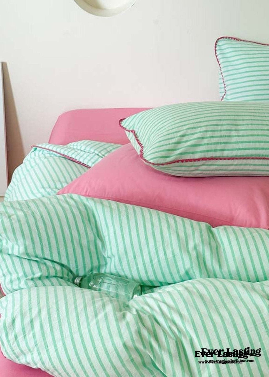 Pepper Candy Stripe Bedding Set / Fuchsia