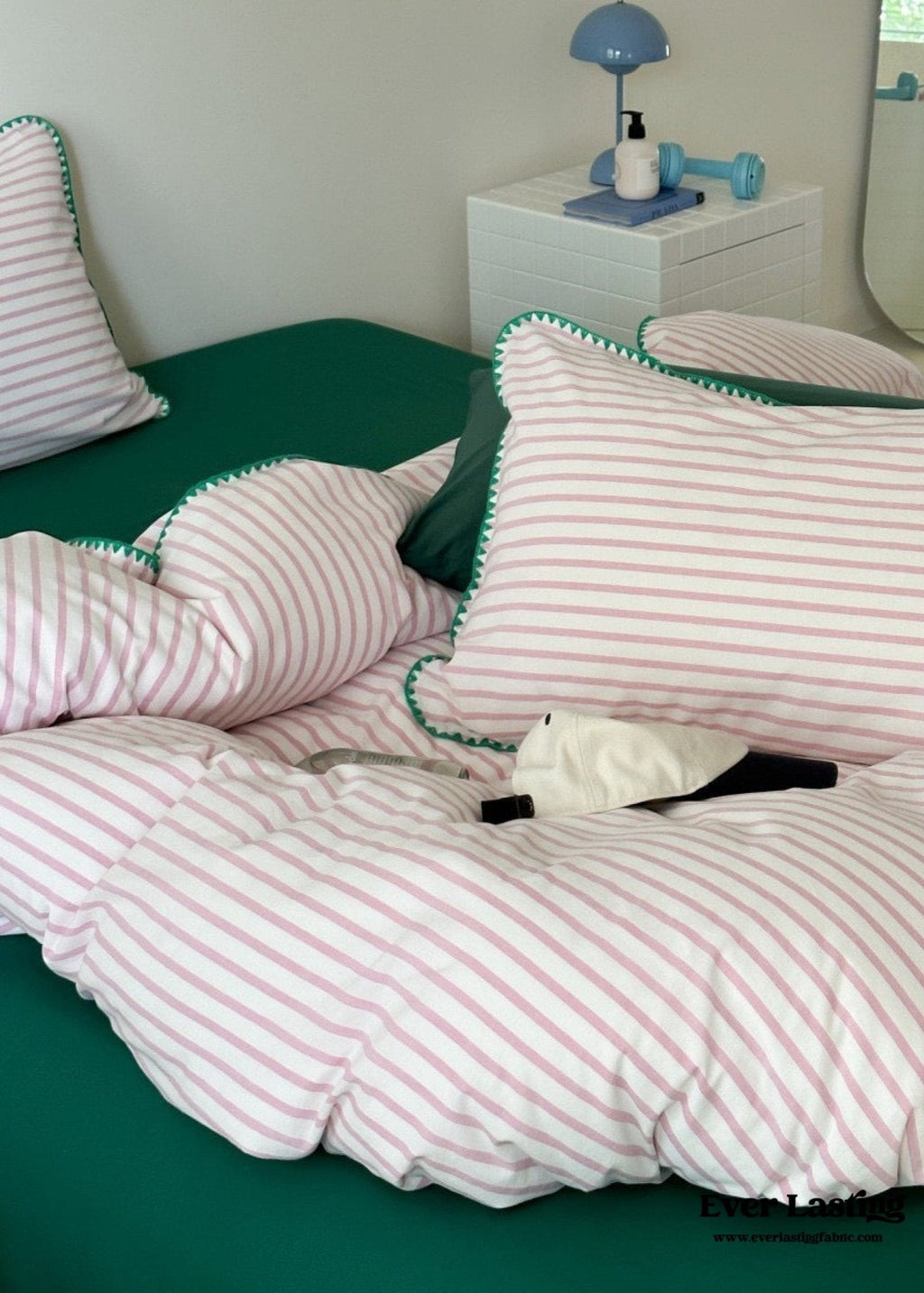 Pepper Candy Stripe Bedding Set / Fuchsia