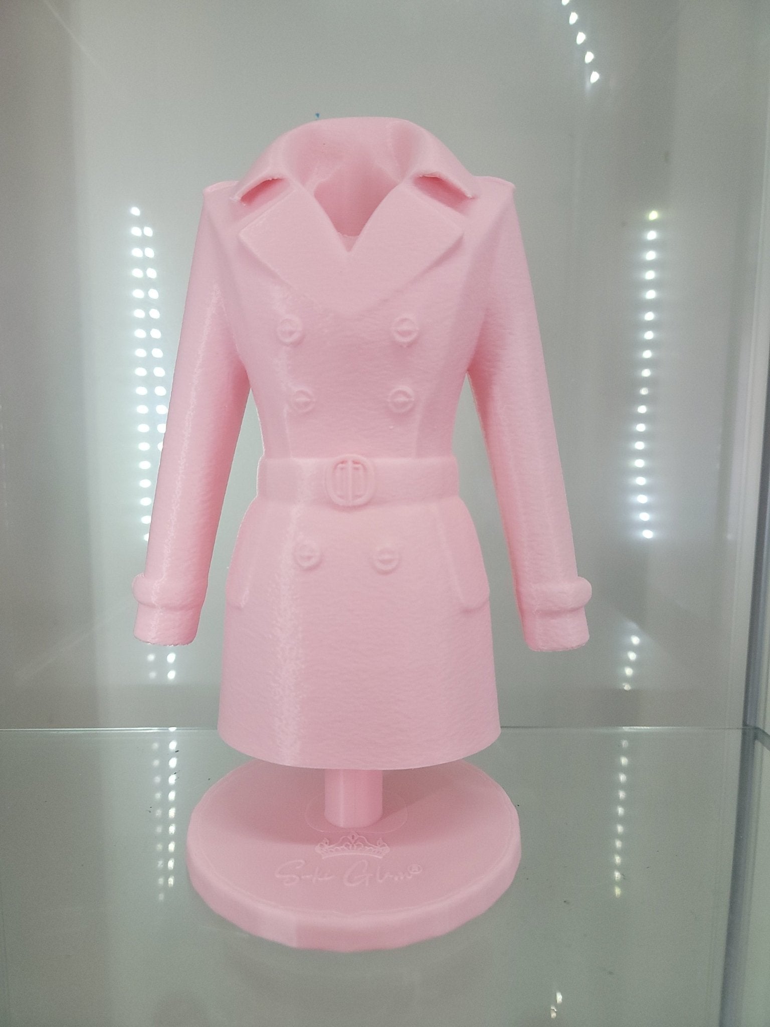 Pink Trench Coat Brush Holder – Glam Organizer