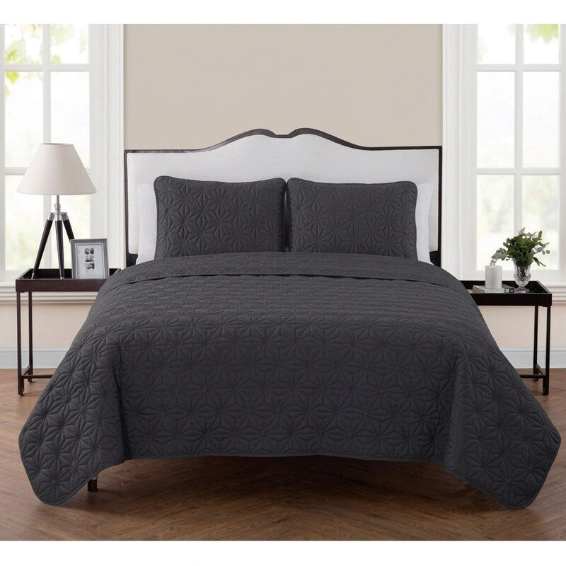 VCNY Home Kaleidoscope 3-Piece Grey Geometric Quilt Set  King