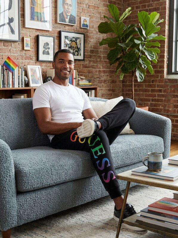 Guess Mens Arthur Ombre Rainbow Logo Joggers, Size XXL