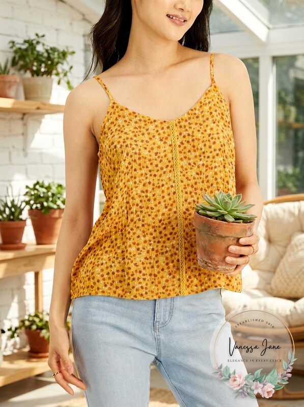 Hippie Rose Juniors Textured Lace-Trim Camisole, Size  XS