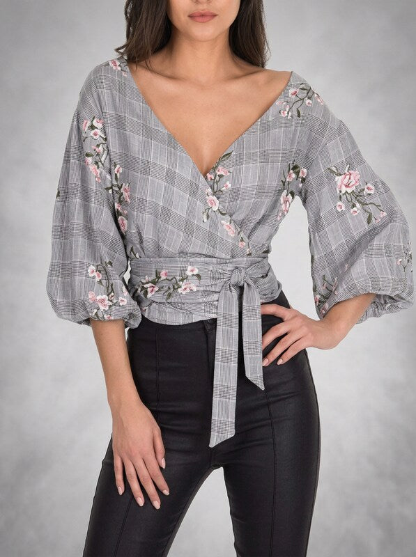 AX Paris Womens Back Check Floral Wrap Top, Size 14