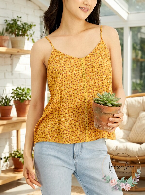 Hippie Rose Juniors Textured Lace-Trim Camisole, Size  XS