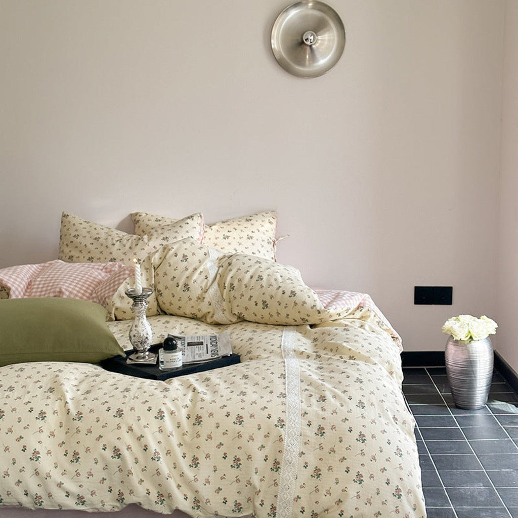 Rosalie Floral Lace Gingham Bedding Set / Pink