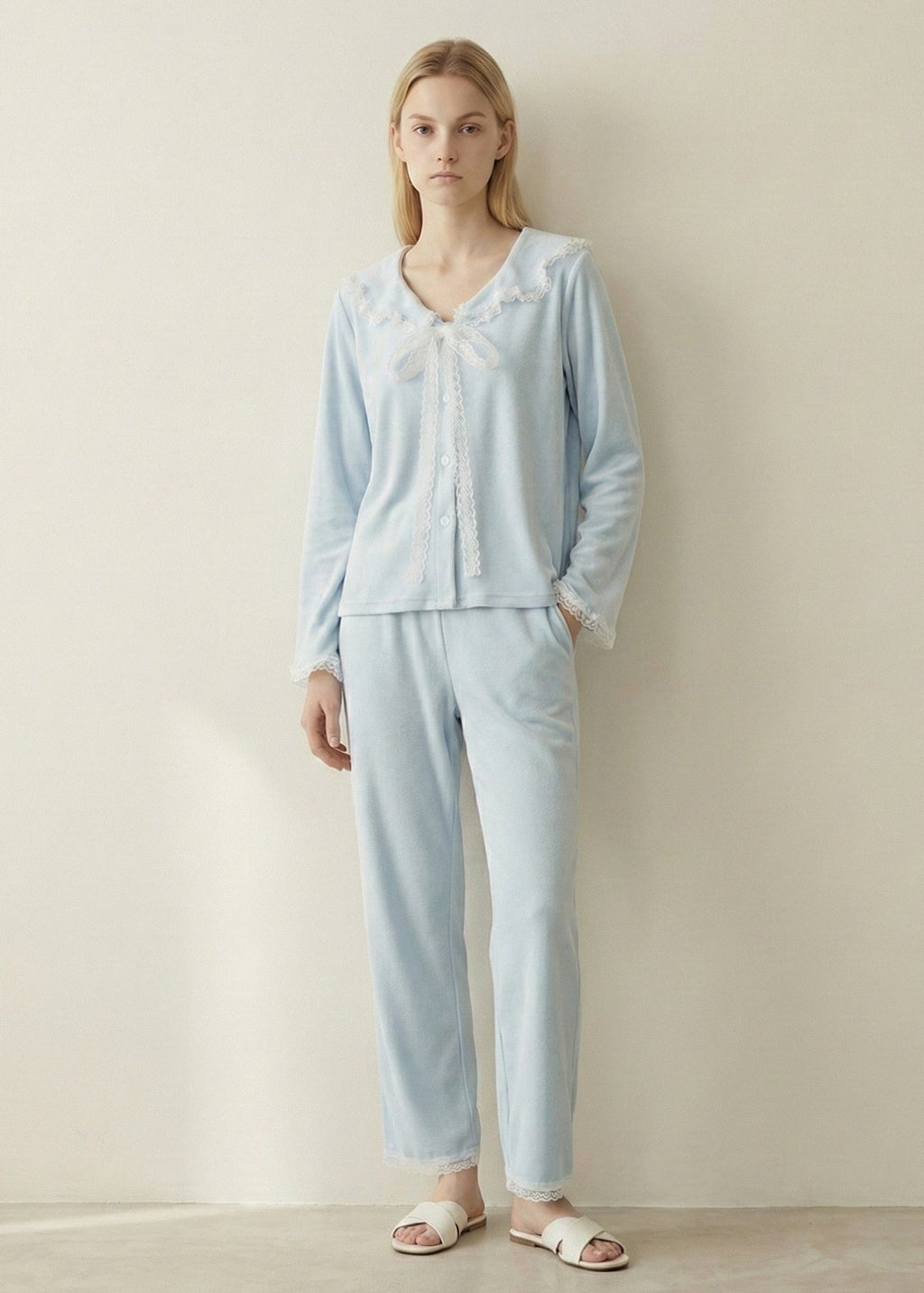 Rosy Velvet Coquette Lace Pajama Set / Blue