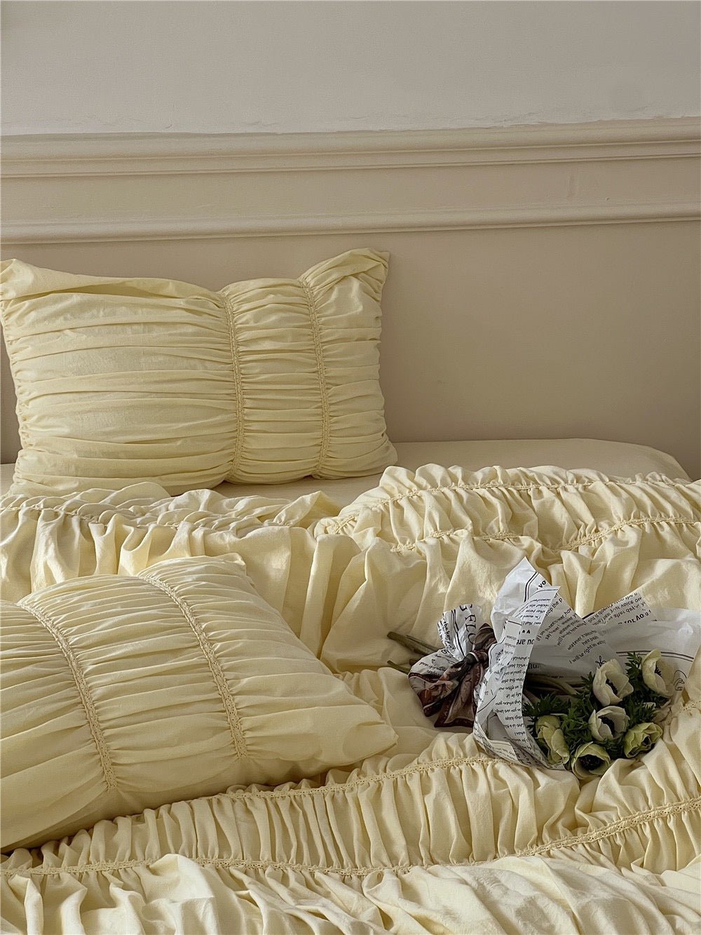 Royal Bedding Set / Beige