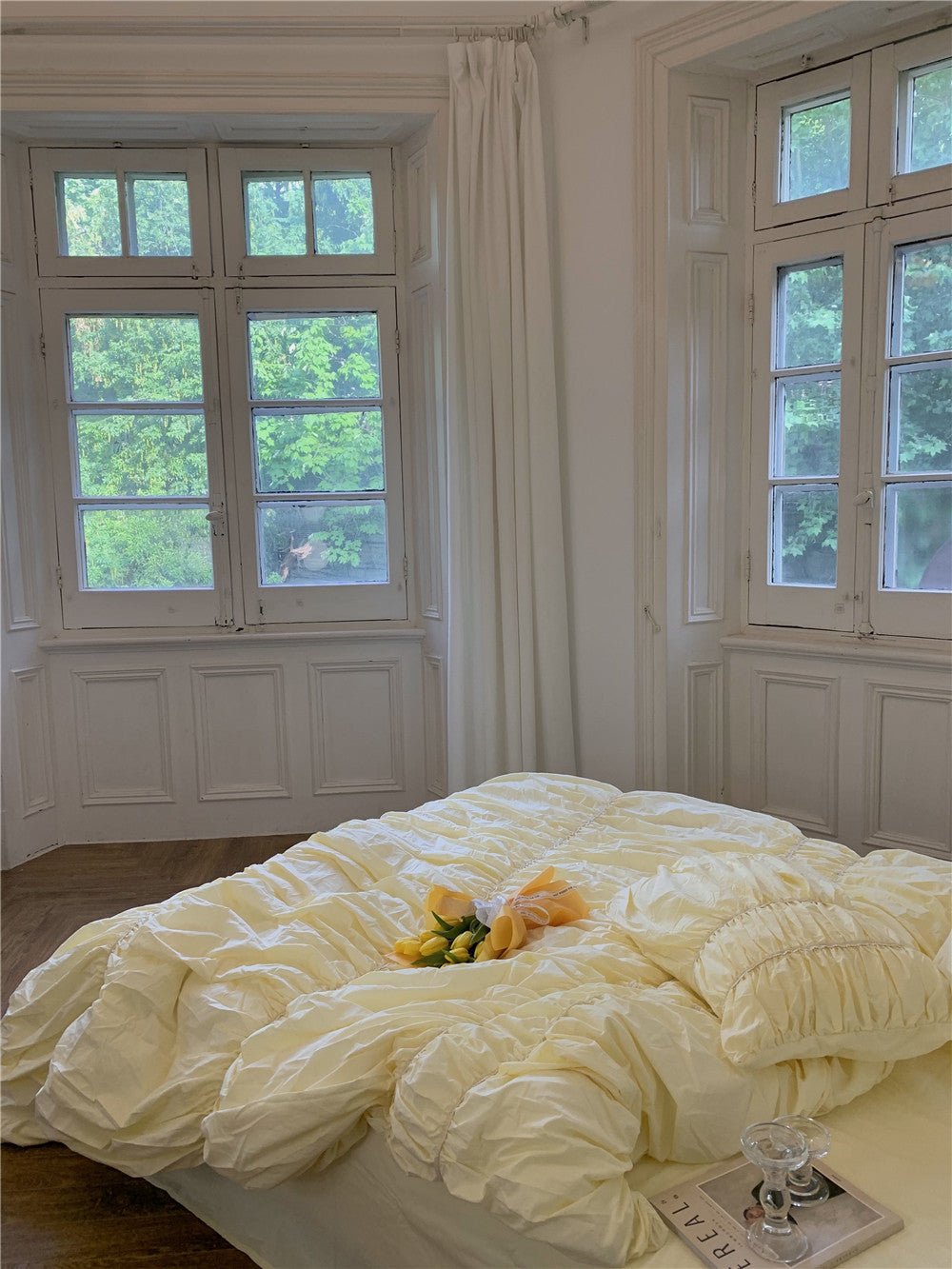 Royal Bedding Set / Beige