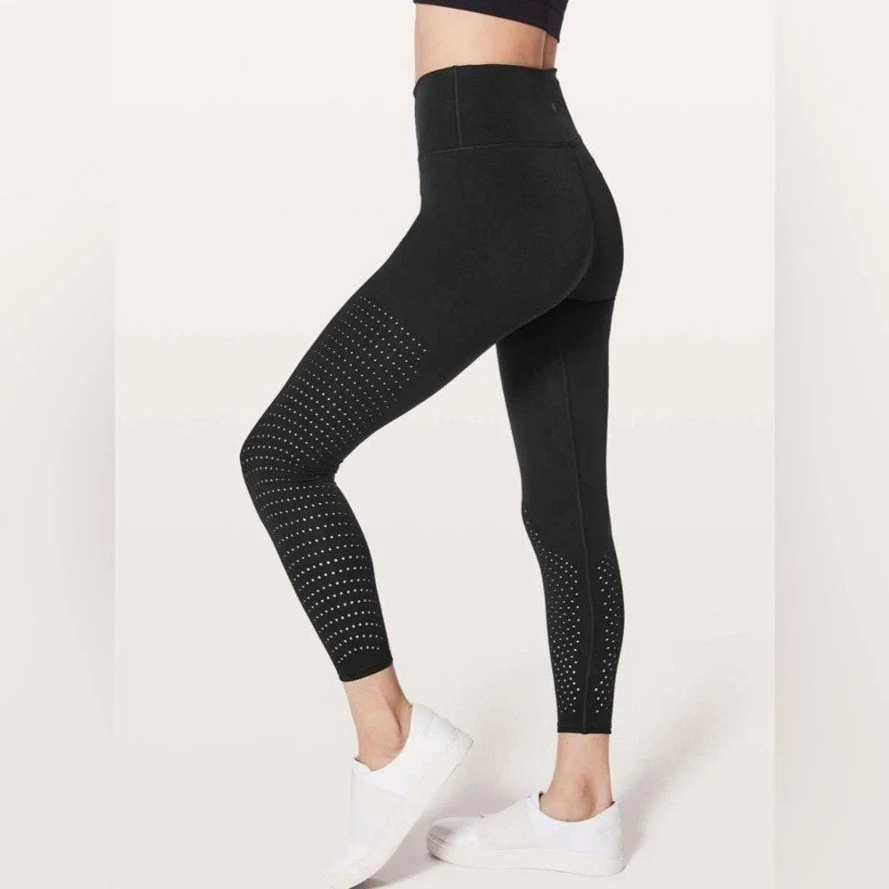 Lululemon Reveal 7/8 Tight *Velocity, Size 4