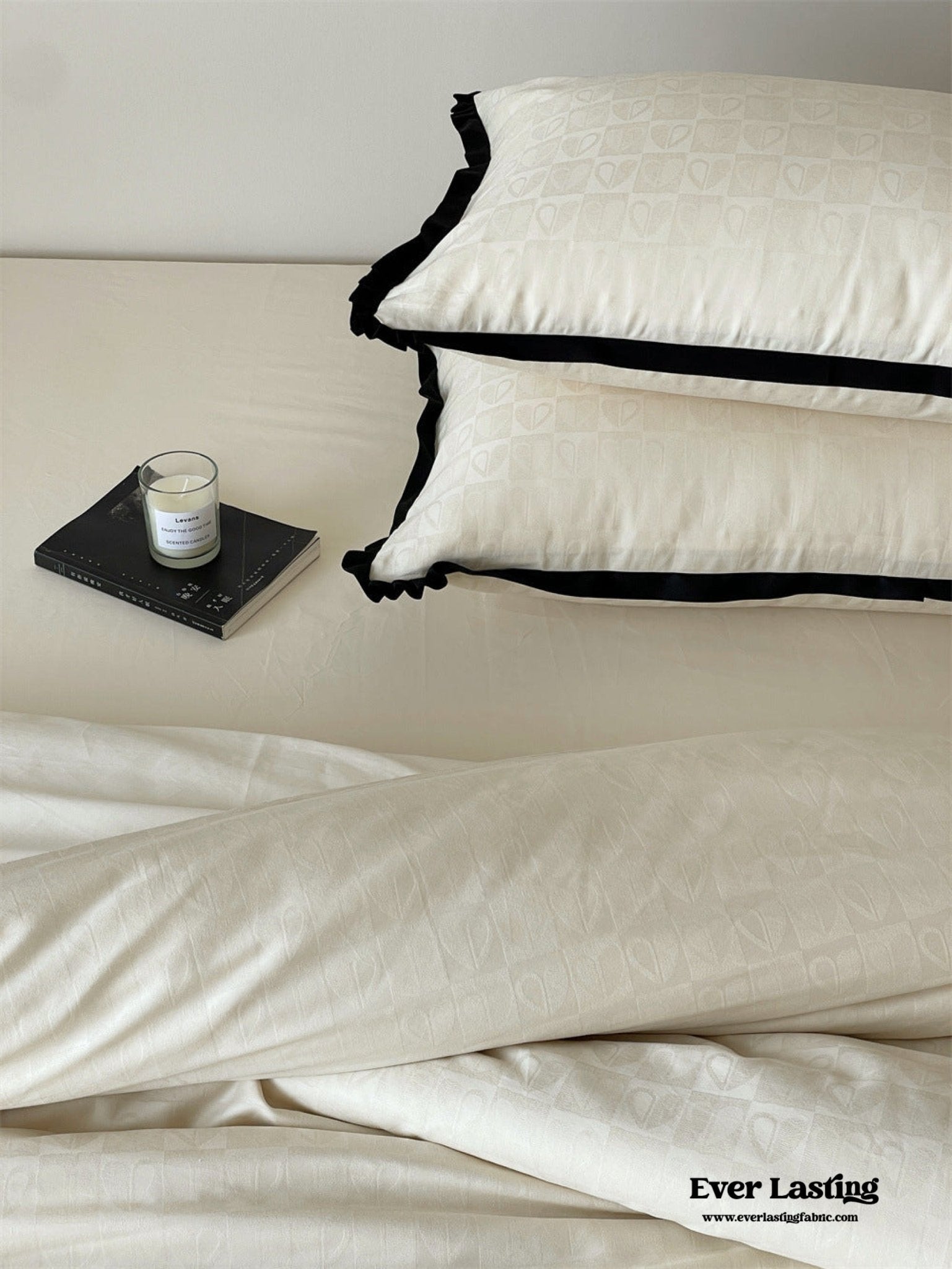 Silky Luxury Heart Textured Bedding Set / Beige