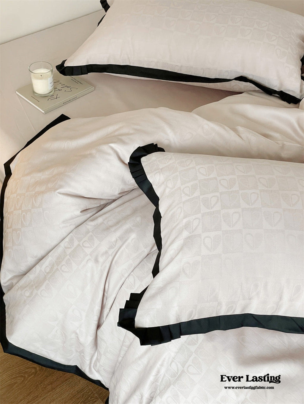 Silky Luxury Heart Textured Bedding Set / Beige