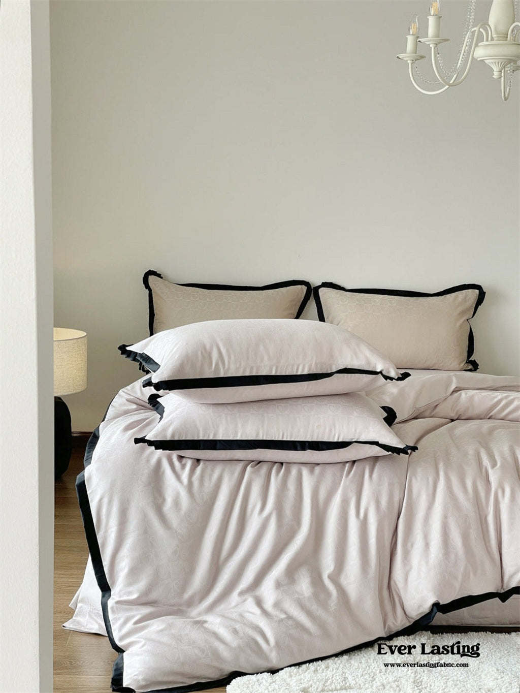 Silky Luxury Heart Textured Bedding Set / Beige