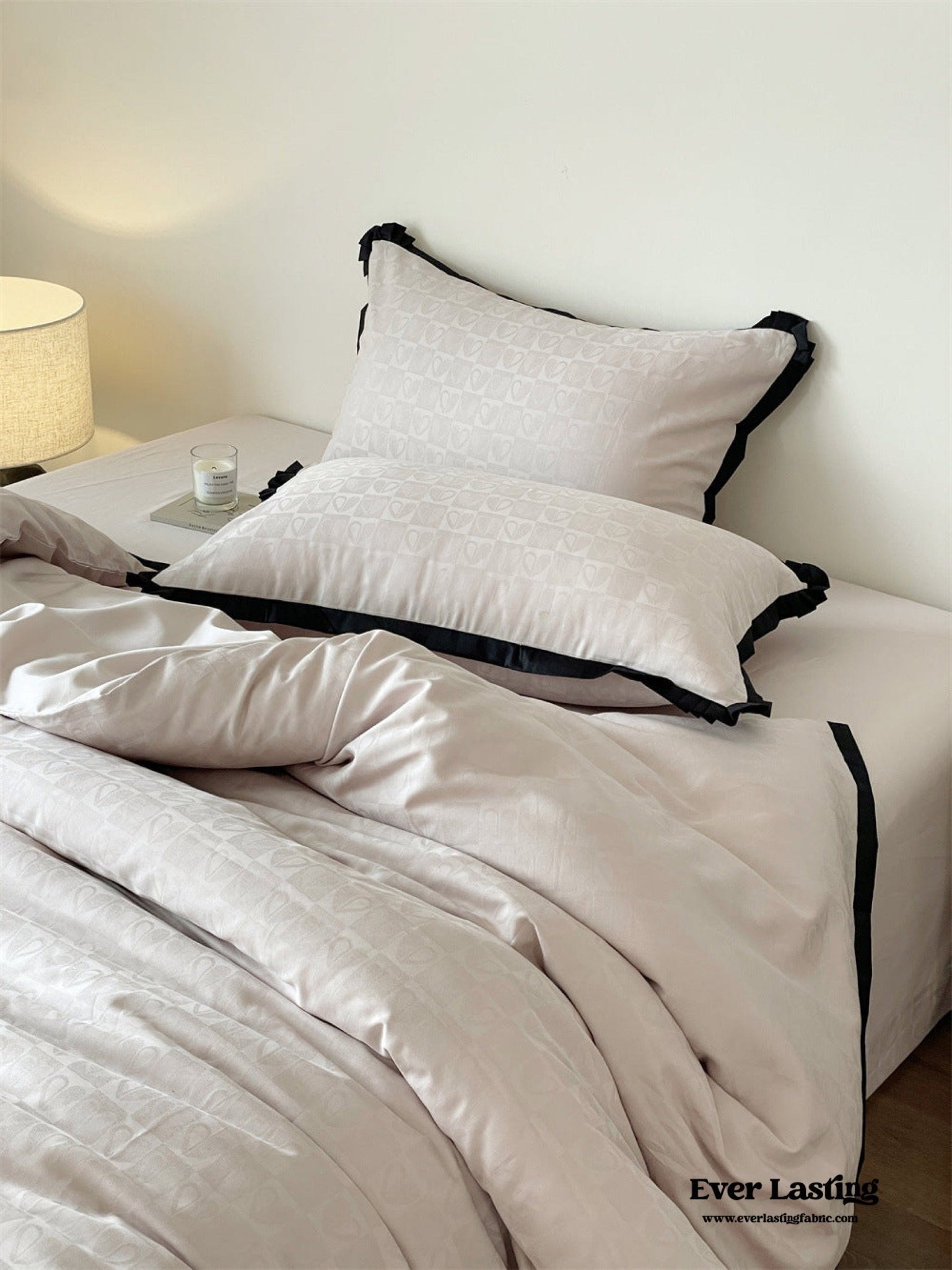 Silky Luxury Heart Textured Bedding Set / Beige
