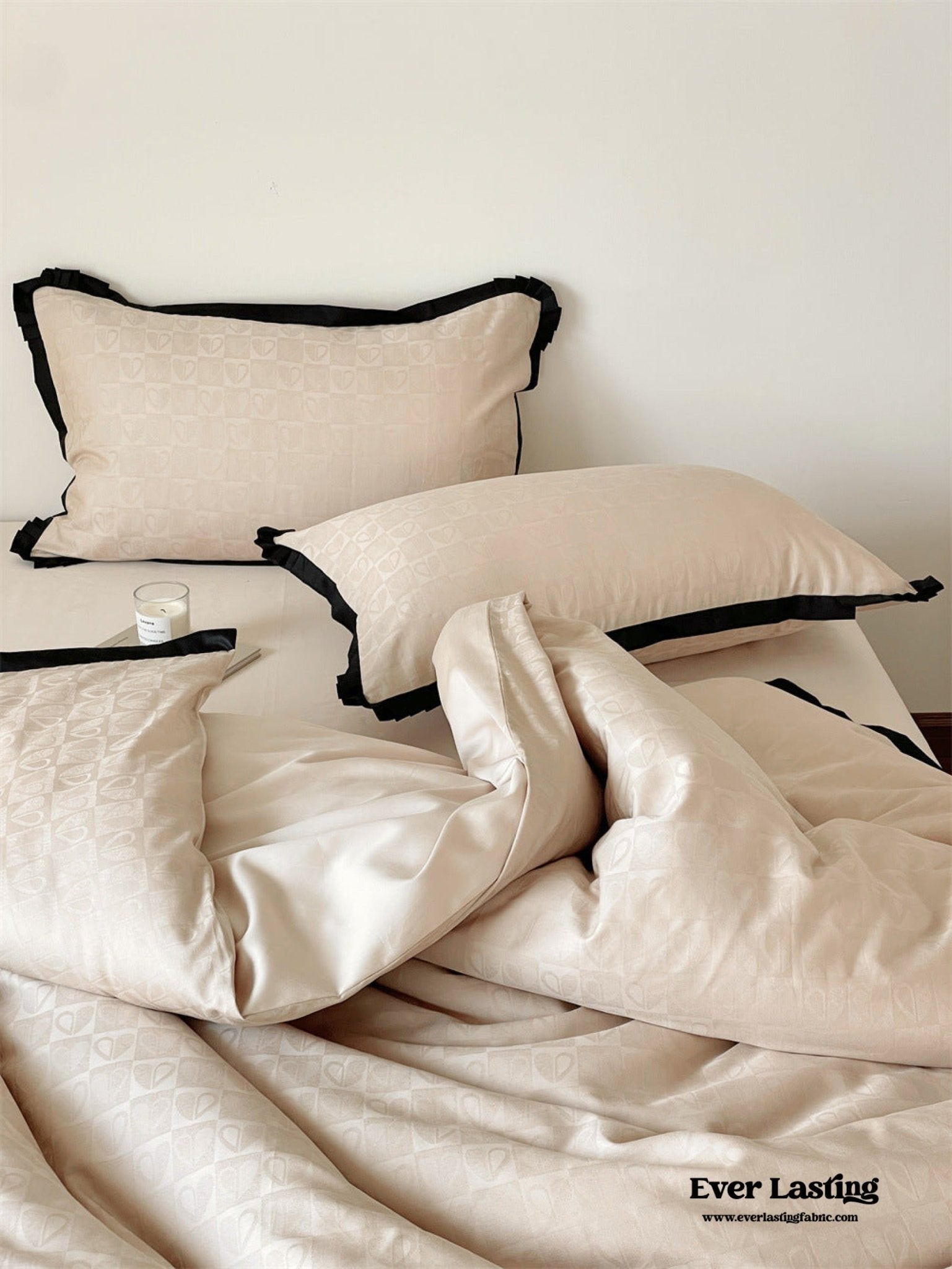 Silky Luxury Heart Textured Bedding Set / Beige