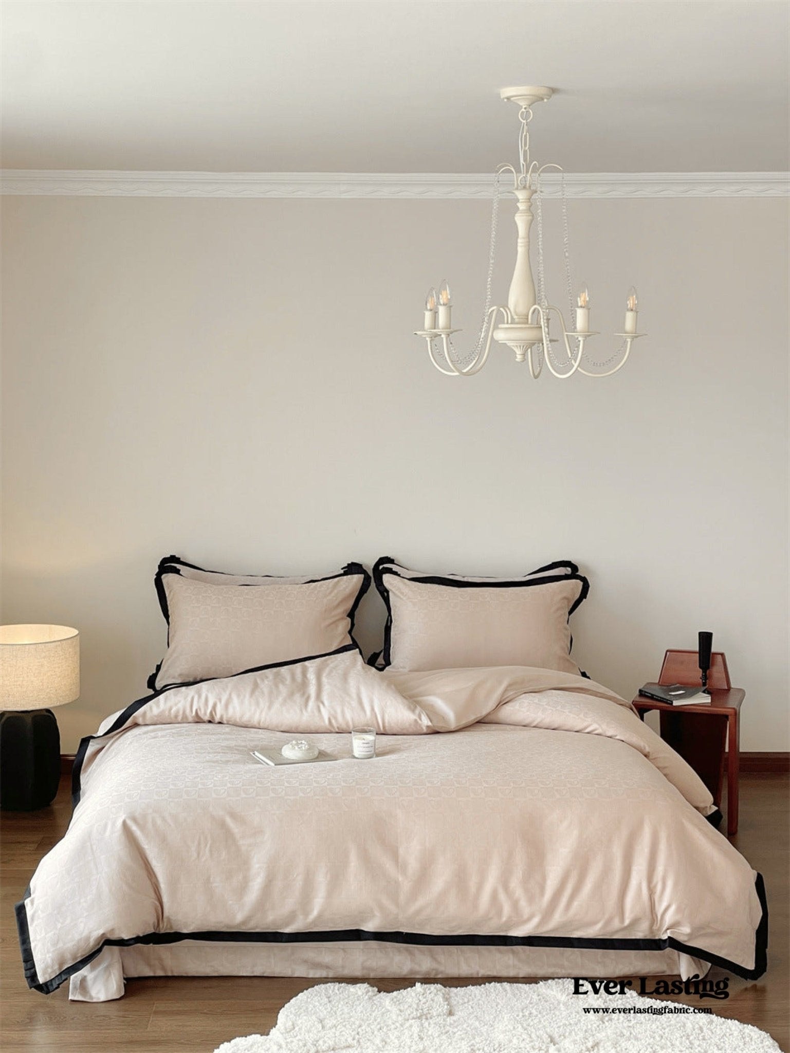 Silky Luxury Heart Textured Bedding Set / Beige