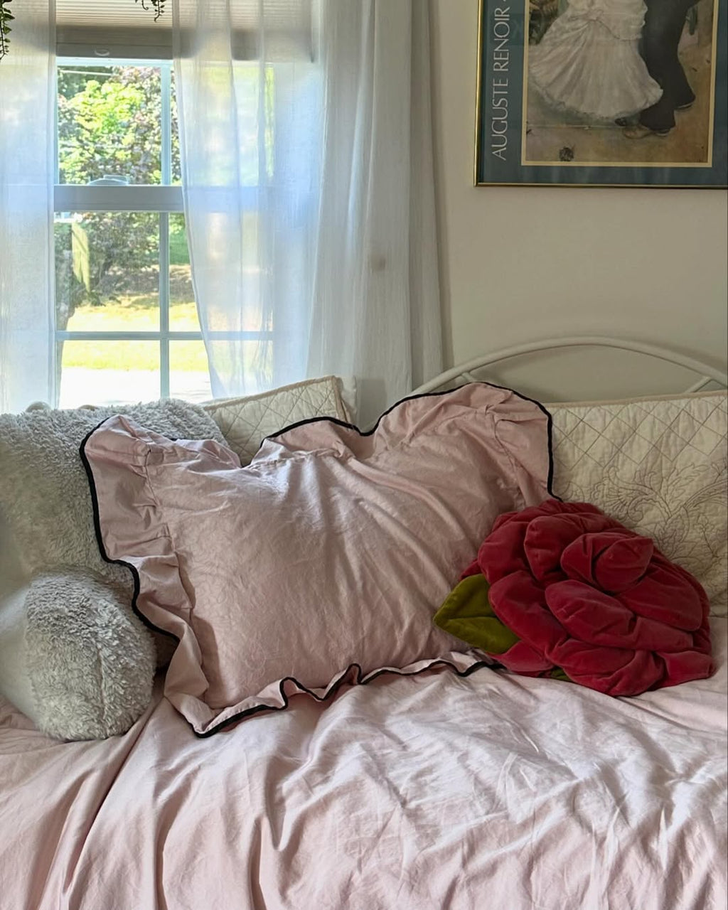 Silky Ruffle Bedding Set / Rust Pink