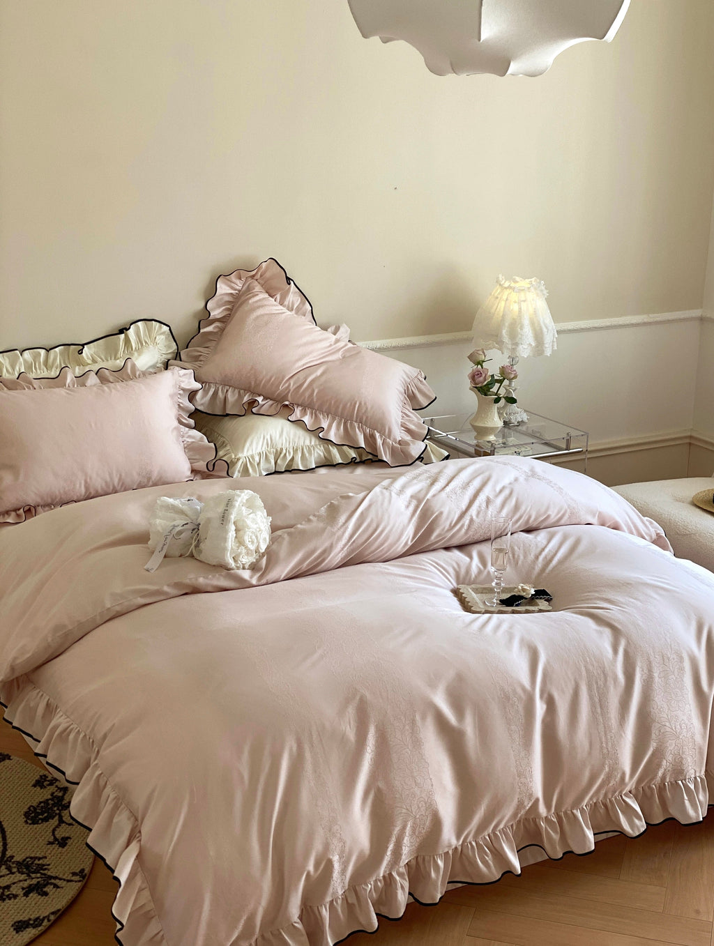 Silky Ruffle Pillowcases