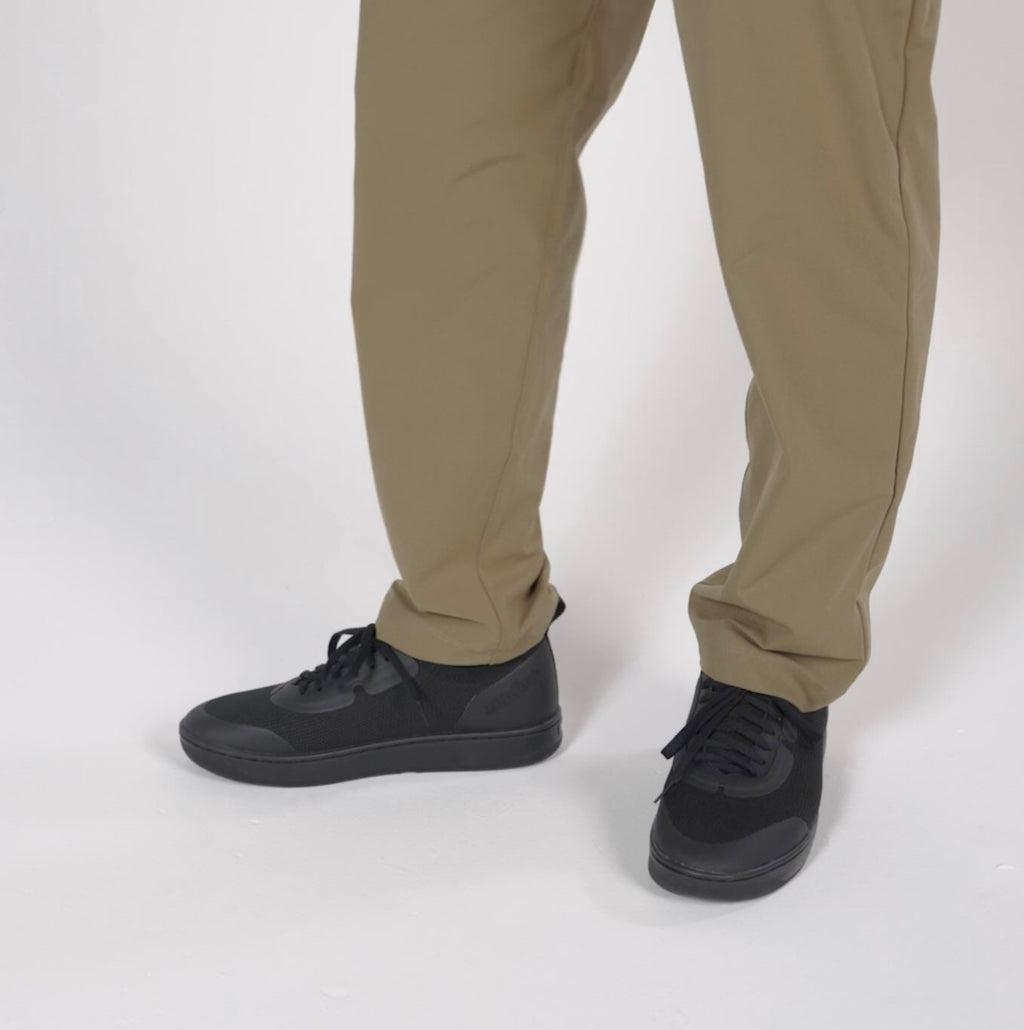 Skiff2 Black Out