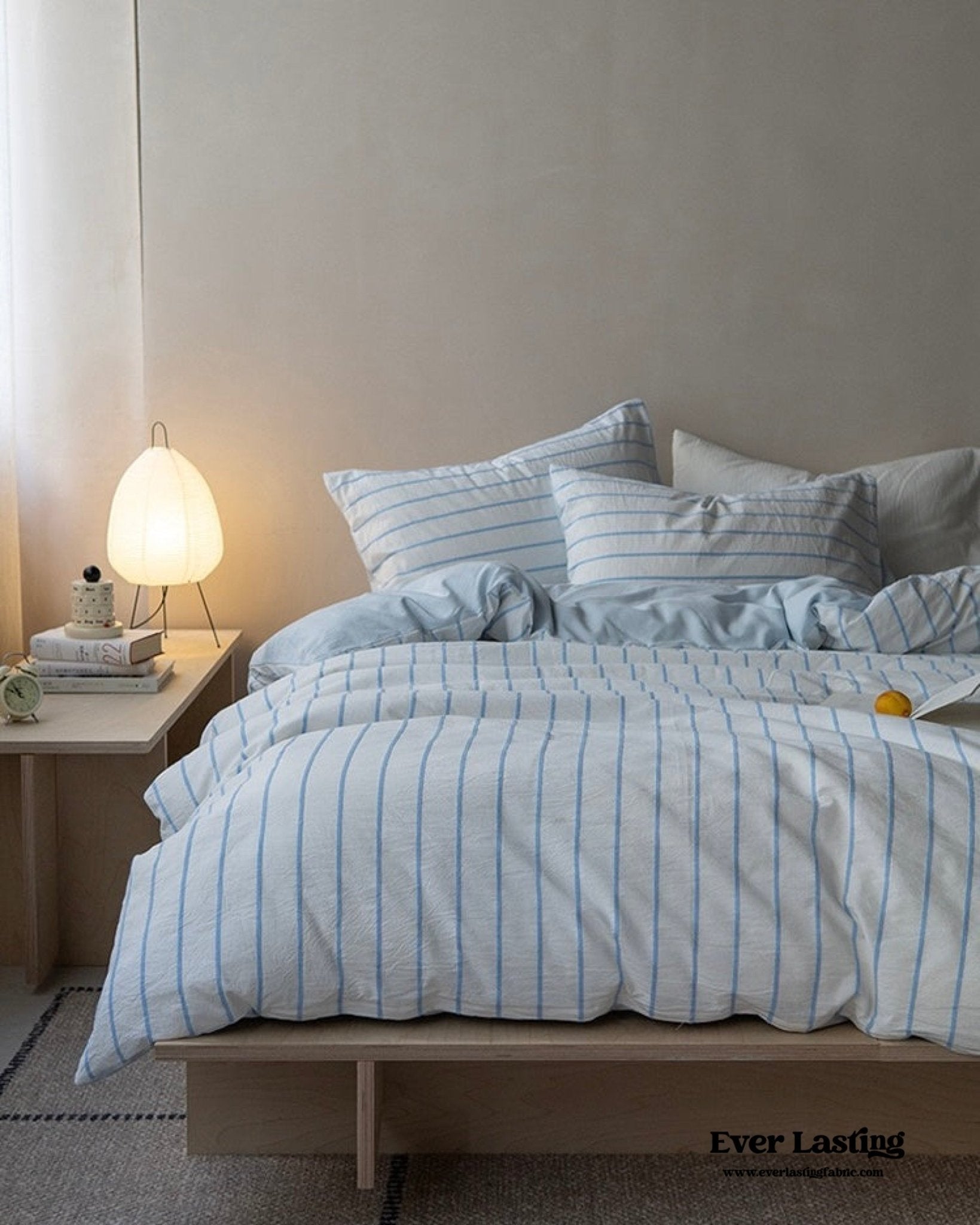 Skye Refreshing Striped Bedding Set / White