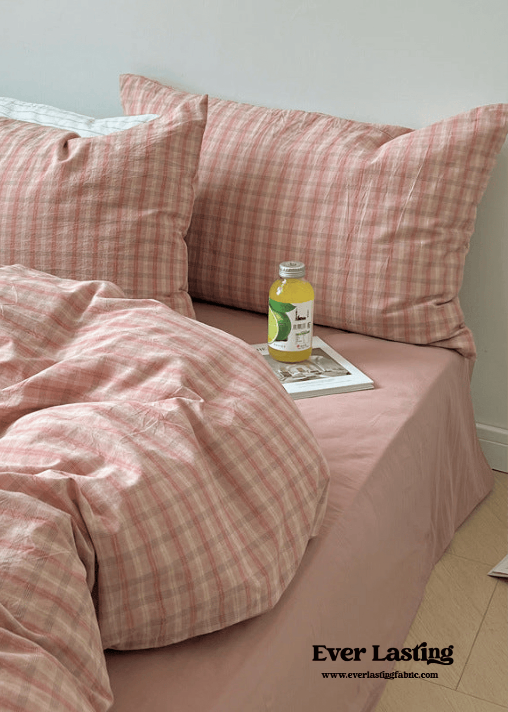 Soft Blend Plaid Bedding Set / Pink