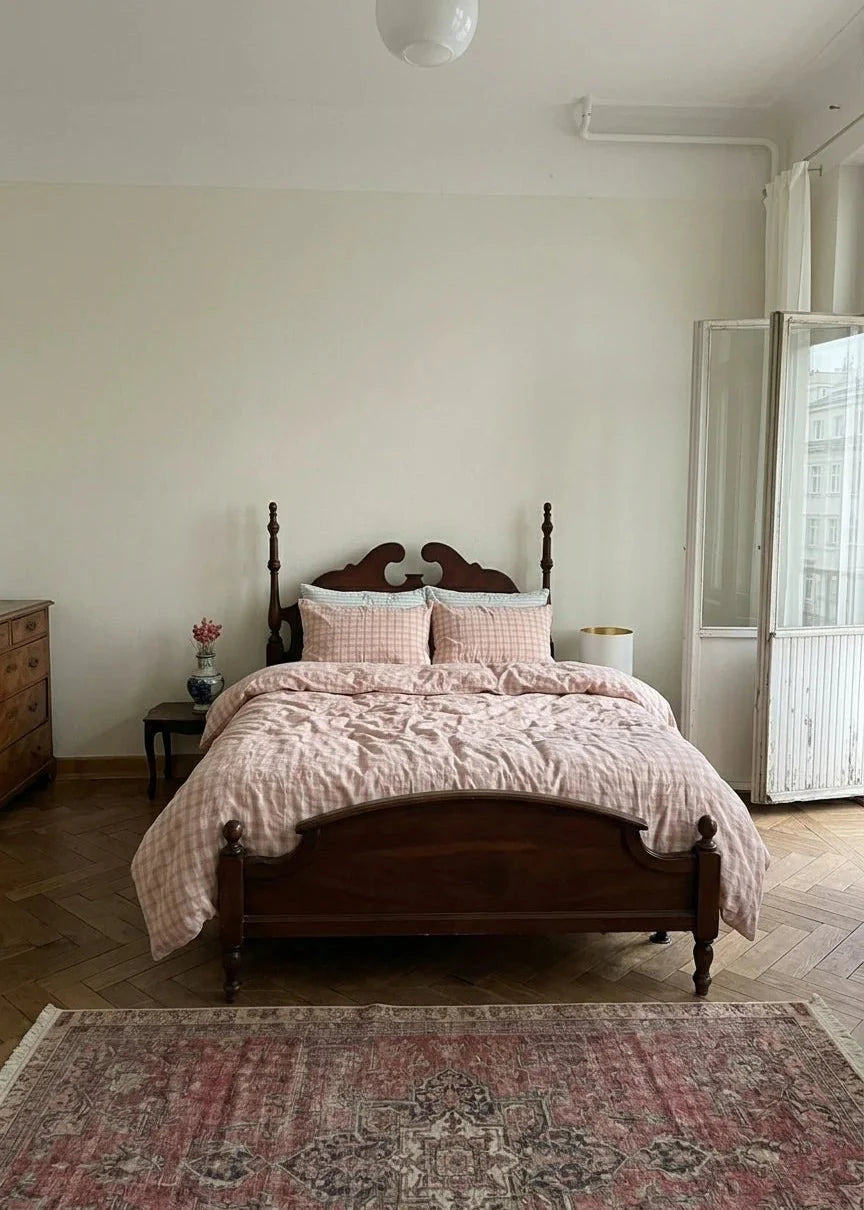 Soft Blend Plaid Bedding Set / Pink