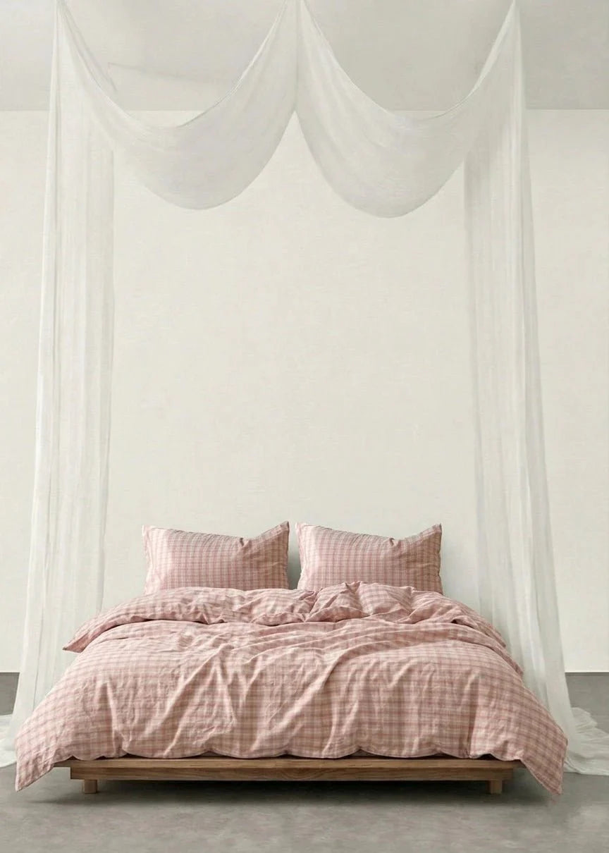 Soft Blend Plaid Bedding Set / Pink
