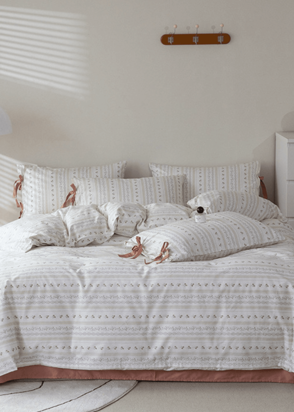 Soft Cottage Blue Ribbon Bedding Set / Blue