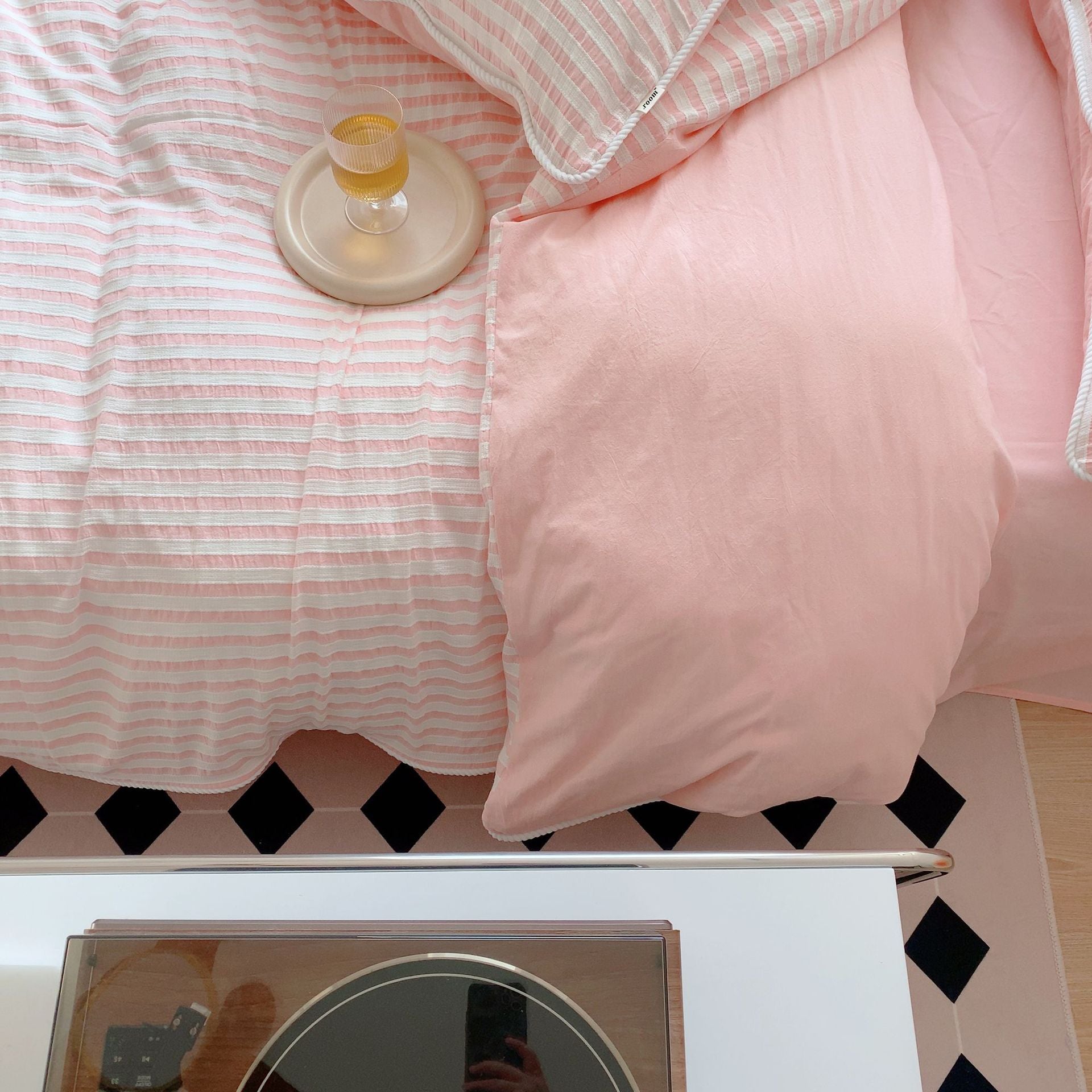 Soft Jacquard Bedding Set / Barbie Hot Pink