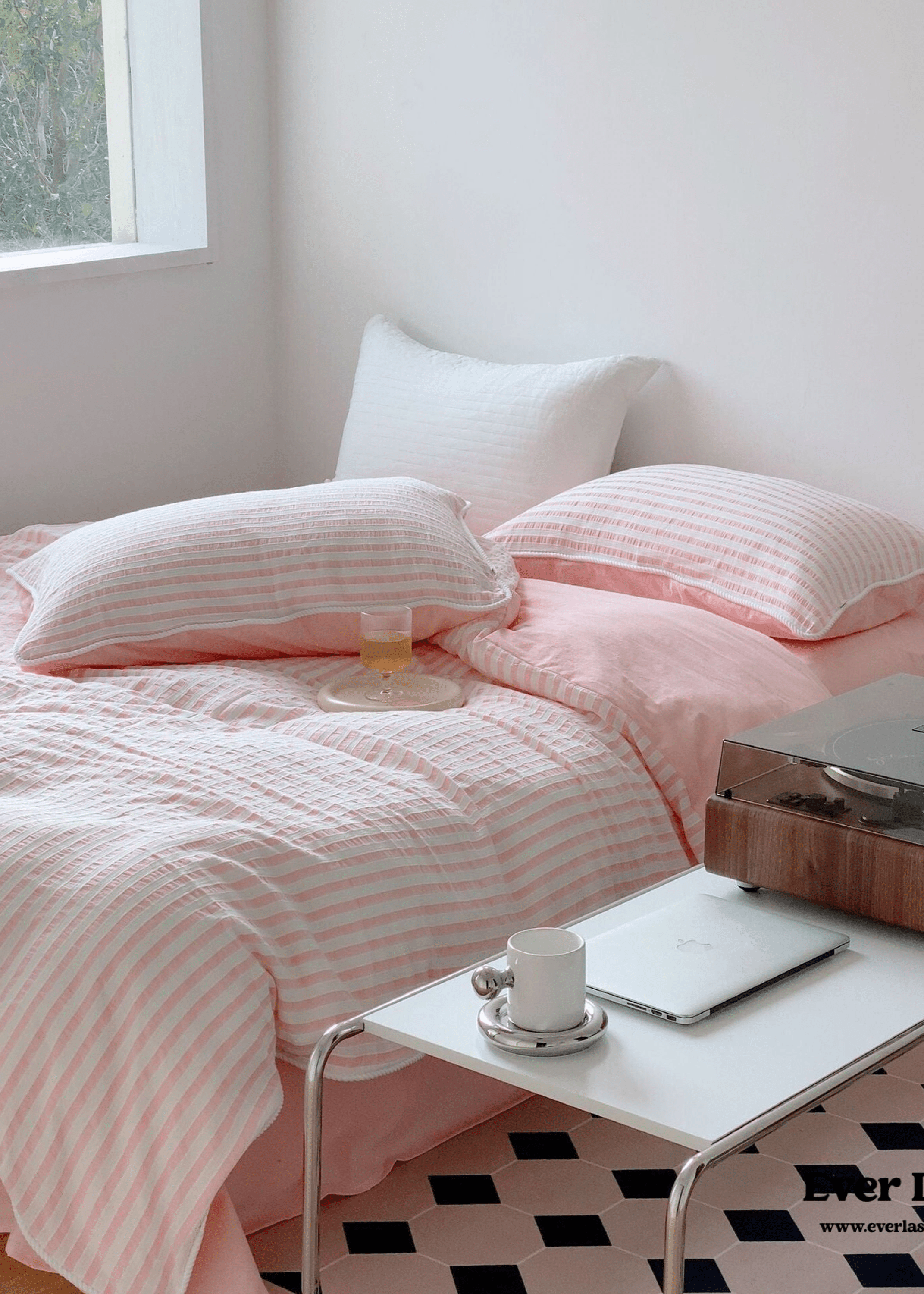 Soft Jacquard Bedding Set / Yellow