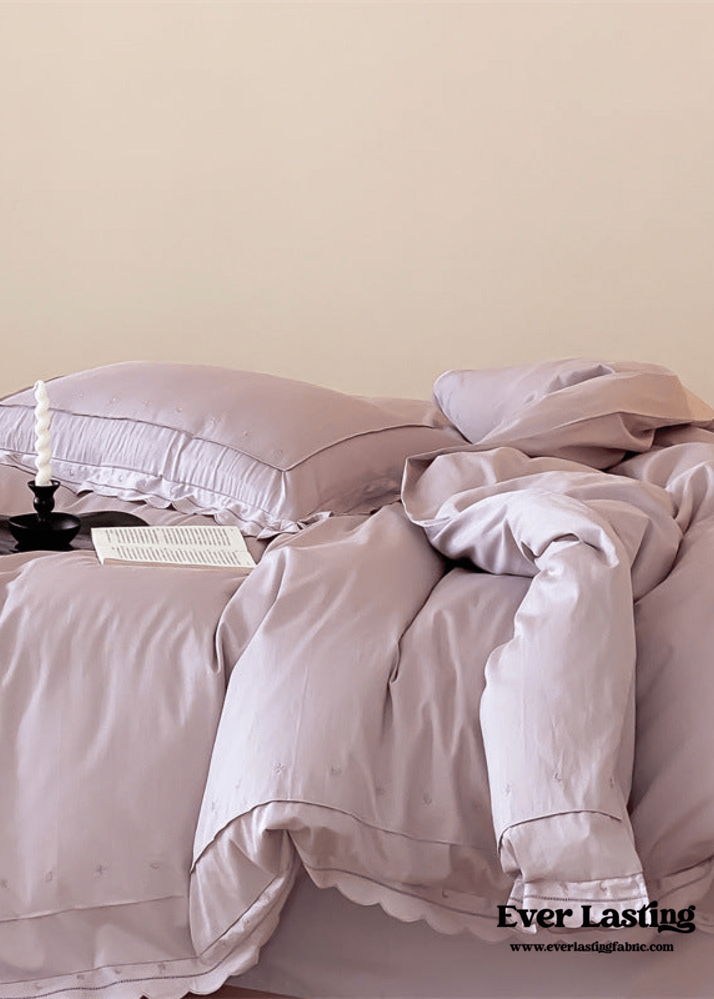 Star Gaze Short Cake Ruffle Bedding Set / White