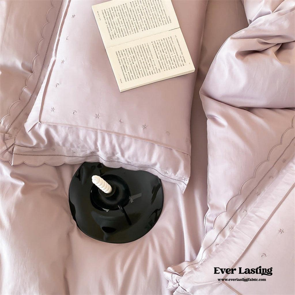 Star Gaze Short Cake Ruffle Bedding Set / White
