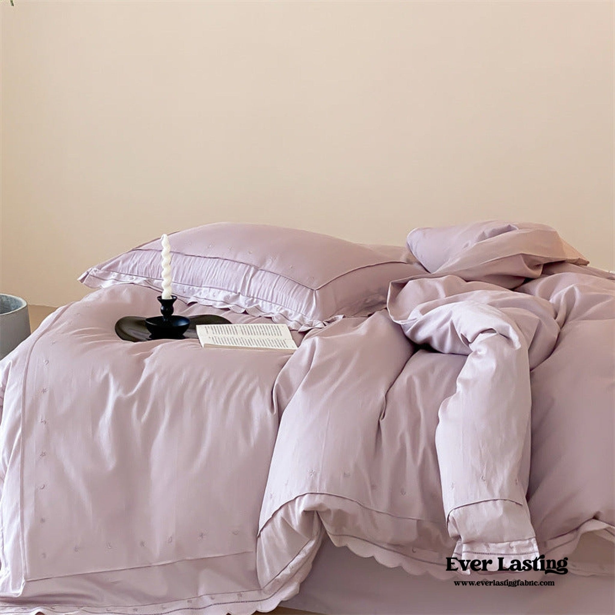 Star Gaze Short Cake Ruffle Bedding Set / White