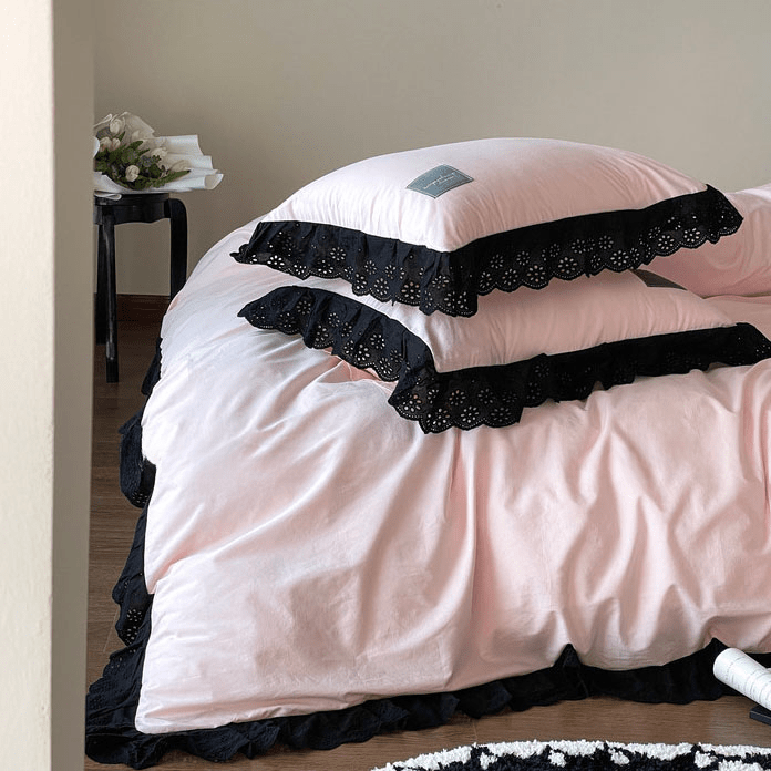 Strawberry Black Lace Ruffle Bedding Set