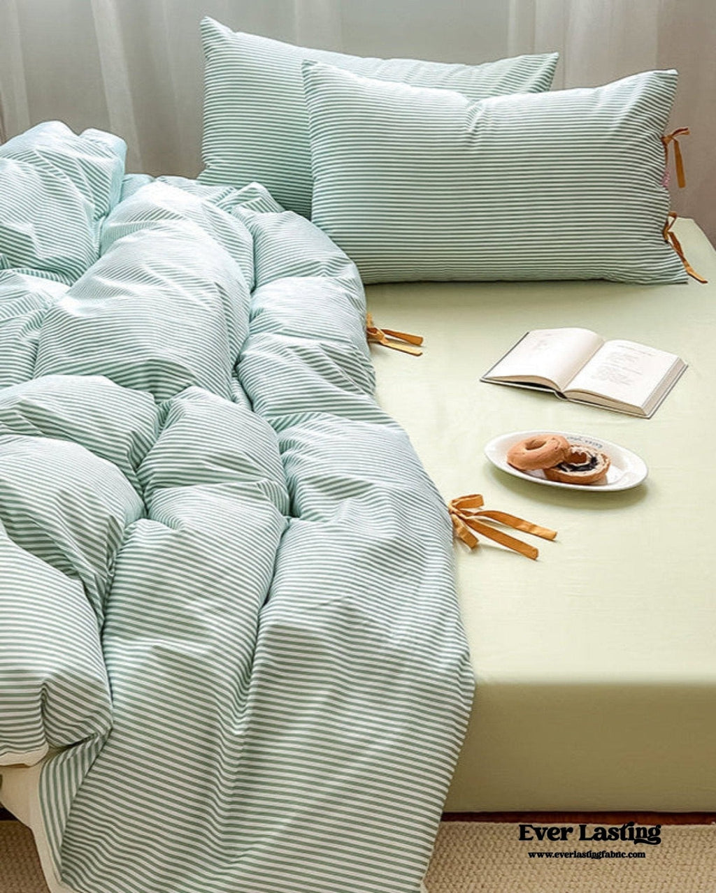Sweet Bow Striped Bedding Set / Pink