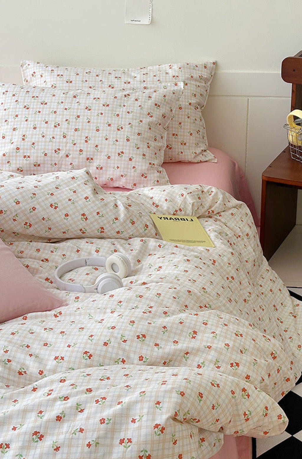 Sweet Floral Bedding Set / Floral Blue