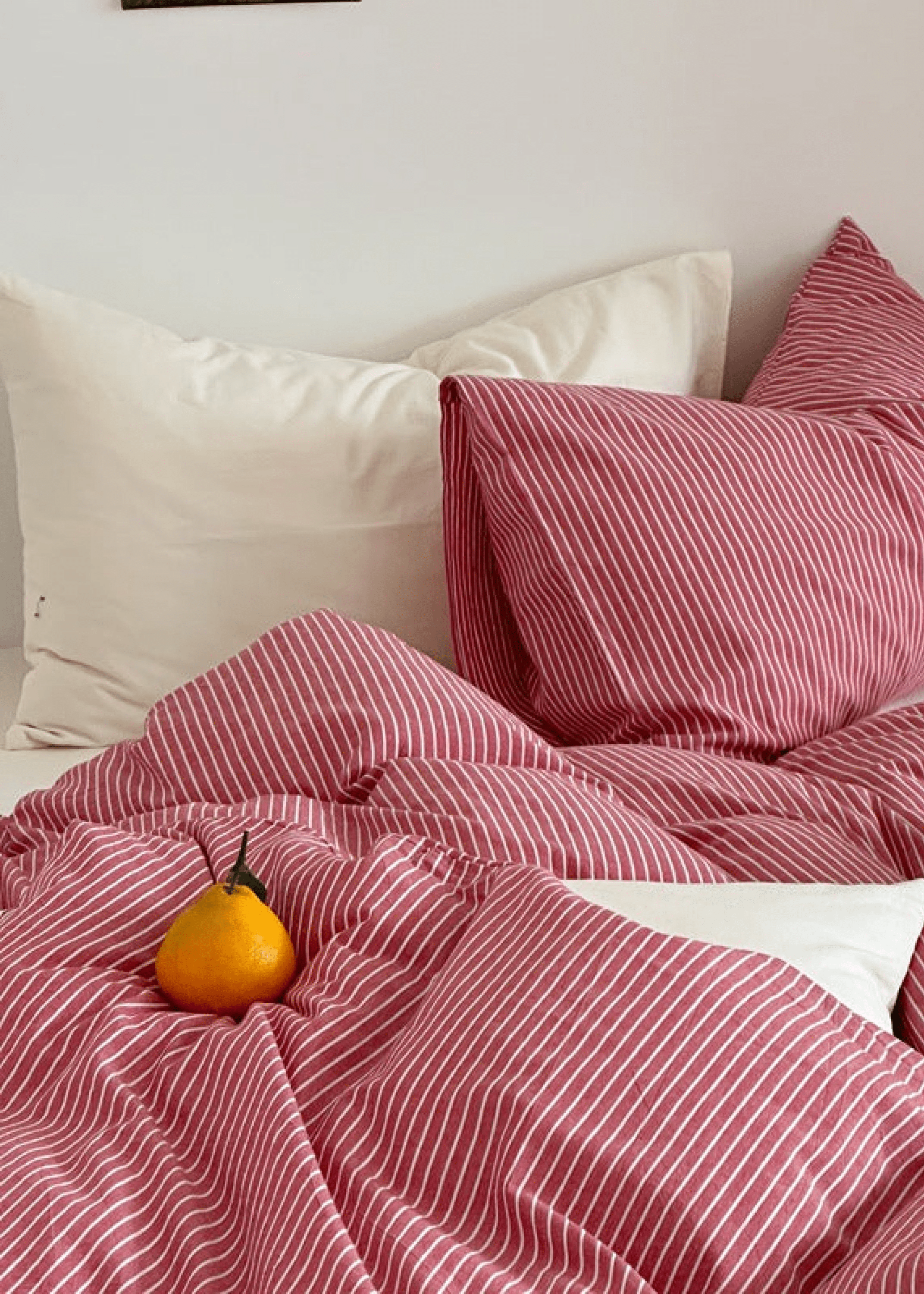 Thin Striped Bedding Set / Red