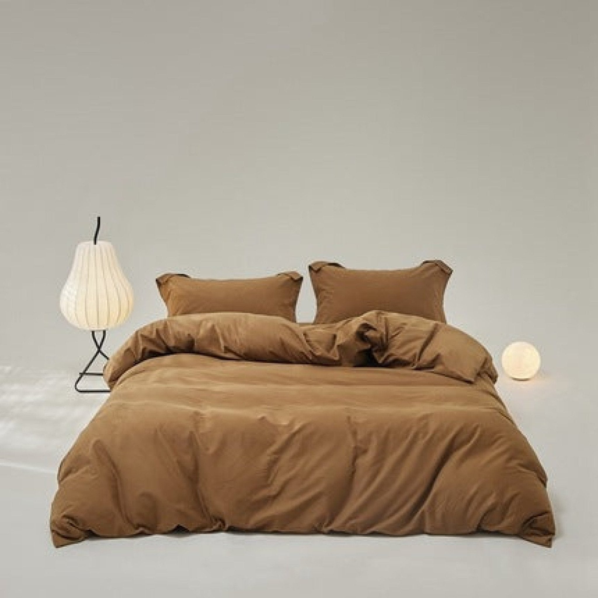Velvære Luxe Solid Color Cotton Bedding Set / Brown