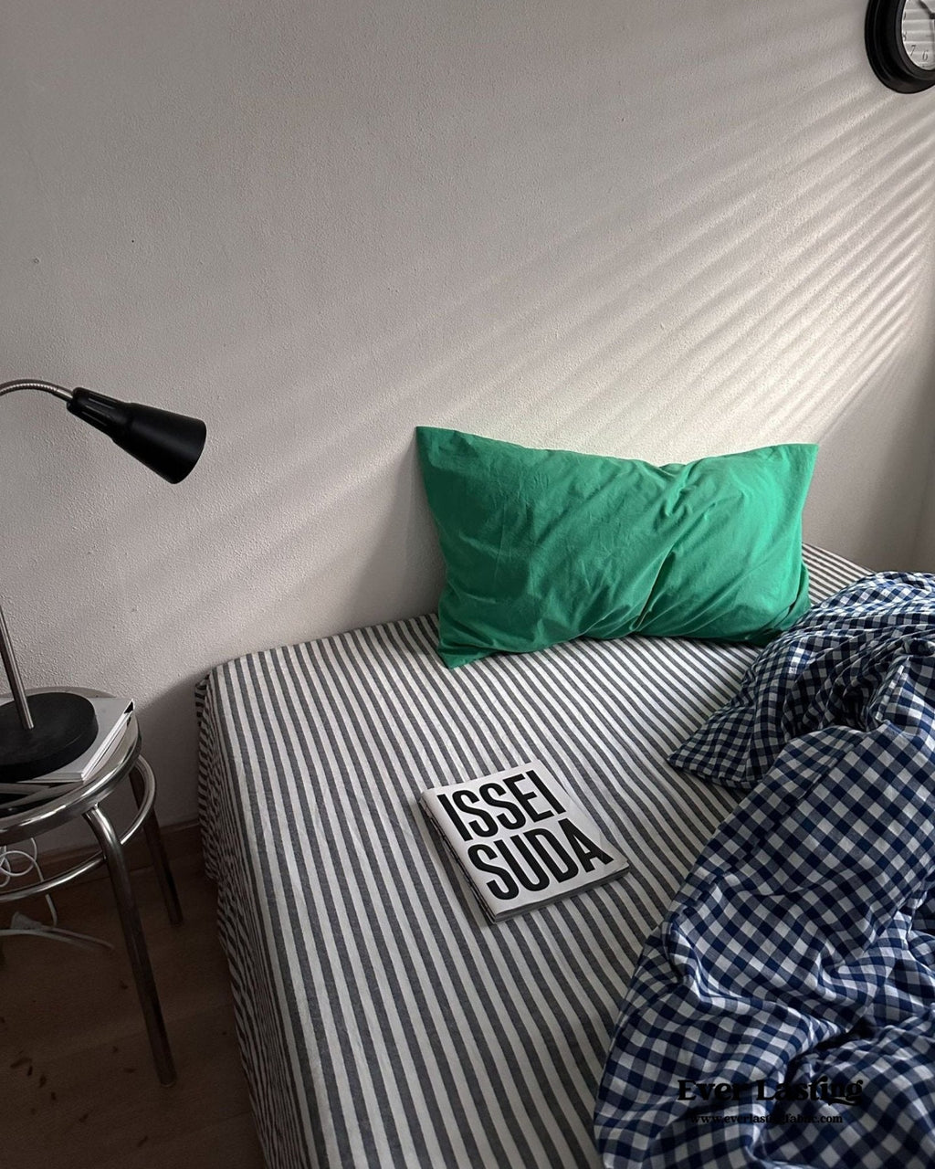 Vintage Deep Blue Gingham Bedding Set