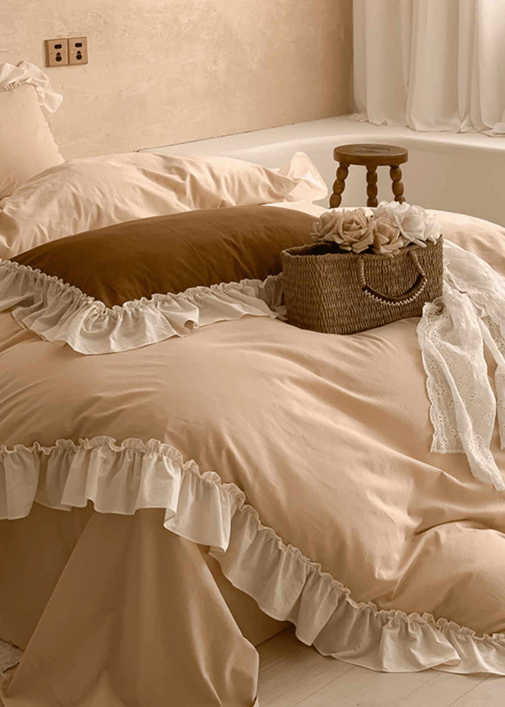 Vintage Earth Tone Large Ruffle Bedding Set / Pink