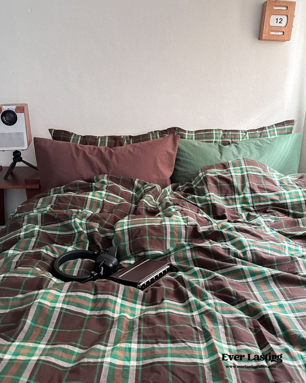 Vintage Plaid Bedding Set / Red & Green