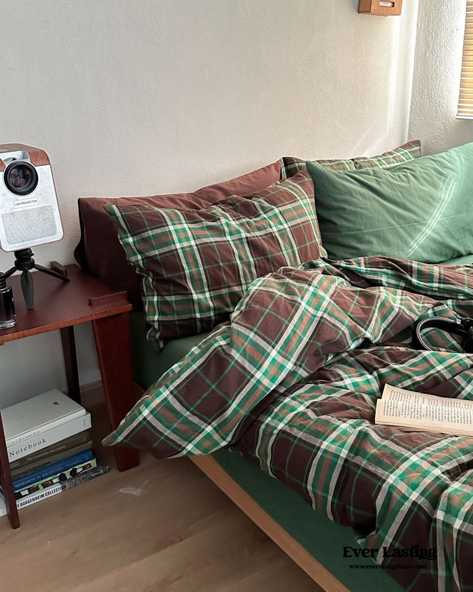 Vintage Plaid Bedding Set / Red & Green
