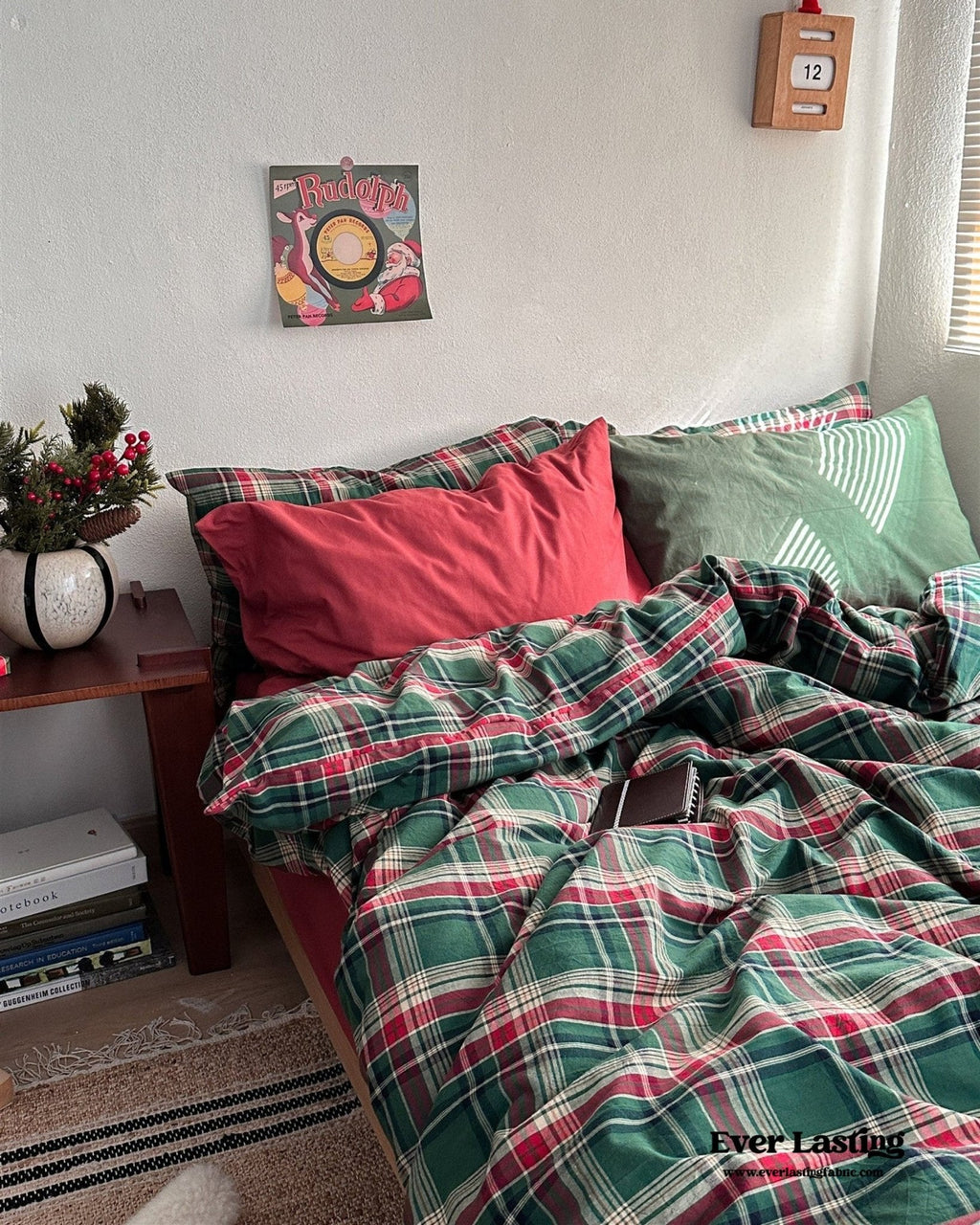Vintage Plaid Bedding Set / Red & Green